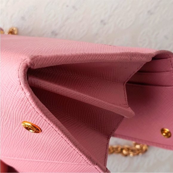 Prada Stunning Wallet/Cross body! - Picture 5 of 16